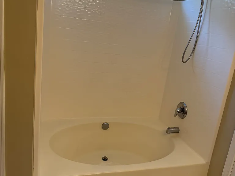 128 Autumn Falls Dr — Photo 32