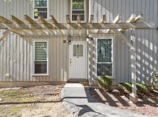 65 Villa Dr, Peekskill, NY 10566