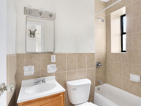 5th image of 2371 2nd Ave APT 23