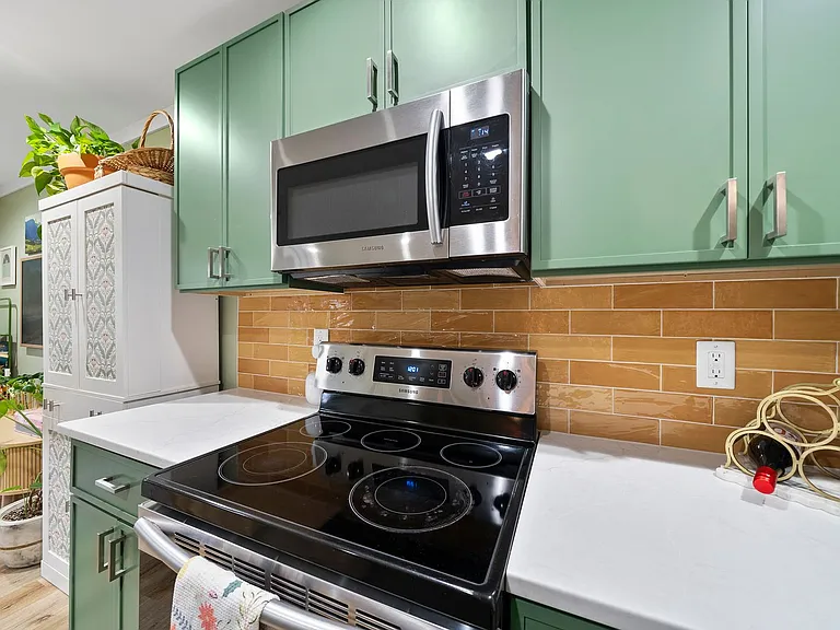 1002 Bacon St — Photo 11
