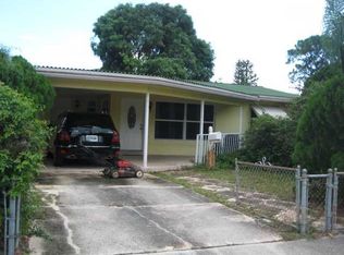 718 S E St, Lake Worth, FL 33460