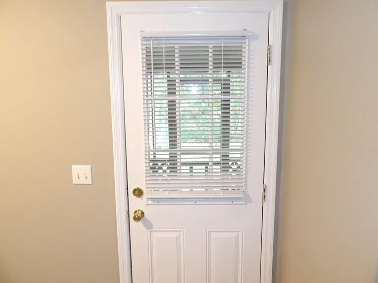 244 Meadowview Dr #12 — Photo 30