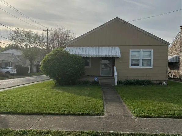 301 20th St, Dunbar, WV 25064