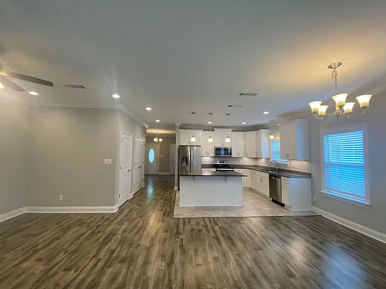 8461 Laredo St — Photo 12
