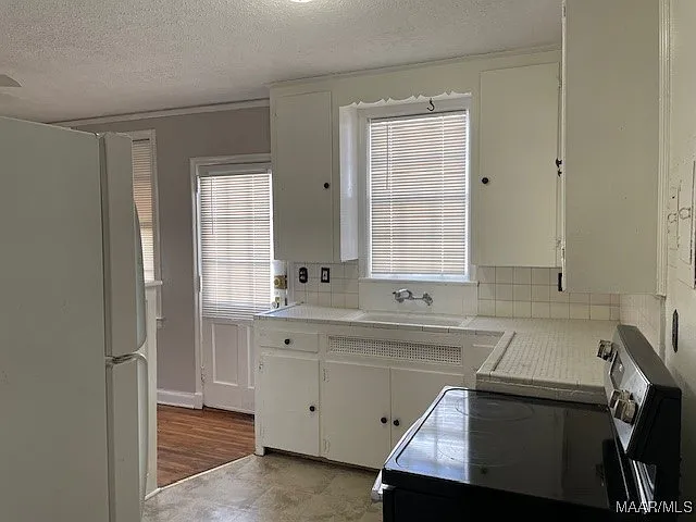 2 bed, 1.0 bath, 952 sqft, $895 — Photo 4