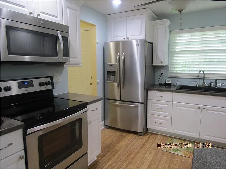 3663 Longmeadow #23 — Photo 7