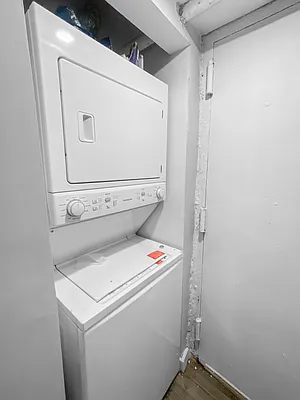 Rented by Keller Williams NYC | media 10