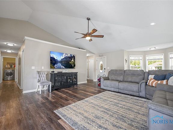 5th image of 29059 Greystone Dr