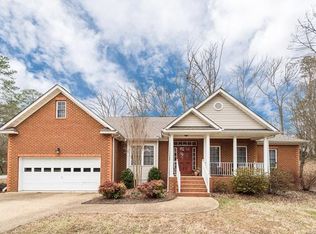 3840 W Weyburn Rd, Richmond, VA 23235
