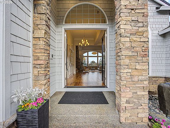 4th image of 8512 SE Constance Dr