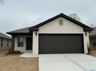 14886 Ravenel Dr, Harvest, AL 35749