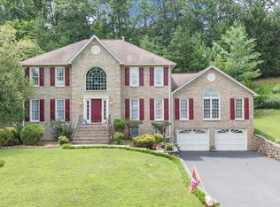 2156 Stone Mill Dr, Salem, VA 24153