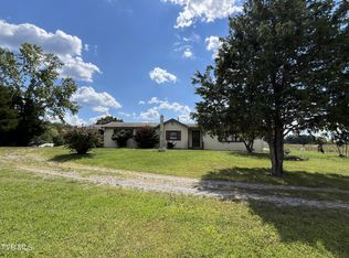 630 Woods Rd, Bluff City, TN 37618