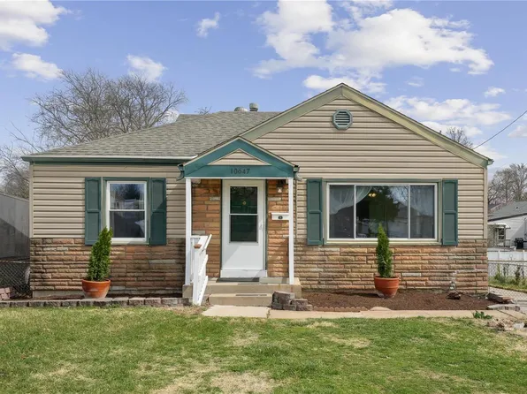 10647 Saint Veronica Ct, Saint Ann, MO 63074