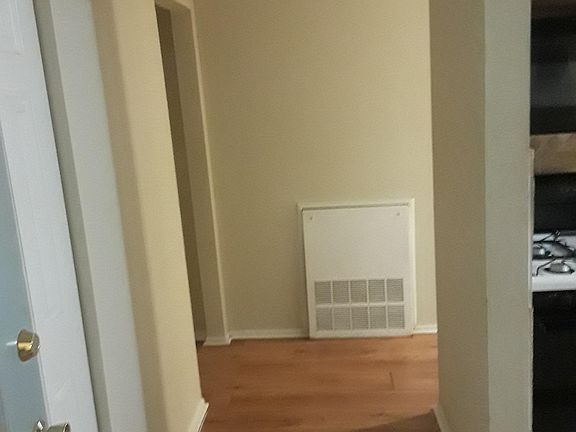 3rd image of 5101 Carriageway Dr APT 203