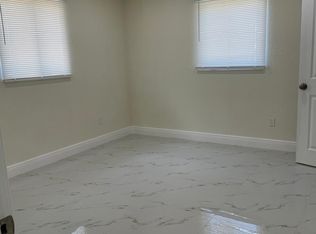 3956 Gardenia Ave, Palm Springs, FL 33461