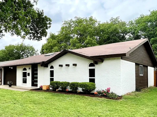 1137 Hillwood Dr, Lewisville, TX 75067
