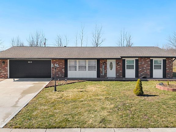 3rd image of 6912 Selkirk Dr