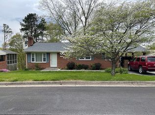 803 Mason Rd, Vinton, VA 24179