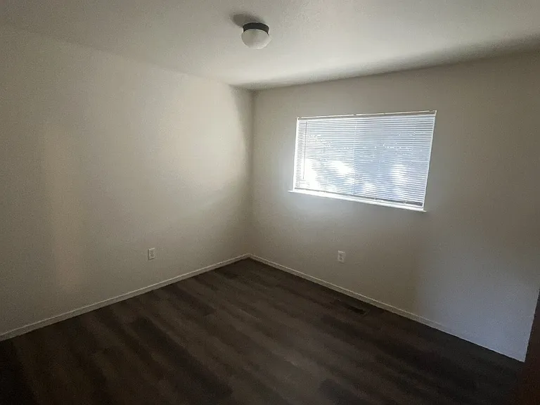 271 Riverboat Rd — Photo 8