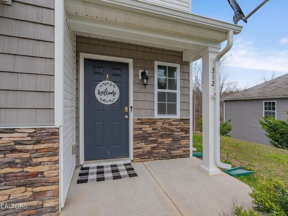 3rd image of 312 Homestead Ct
