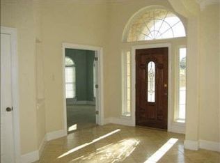 305 Wilshire Ct, Cedar Hill, TX 75104