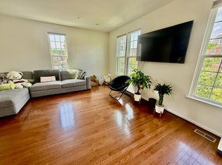 5454 Stream Bank Ln, Greenbelt, MD