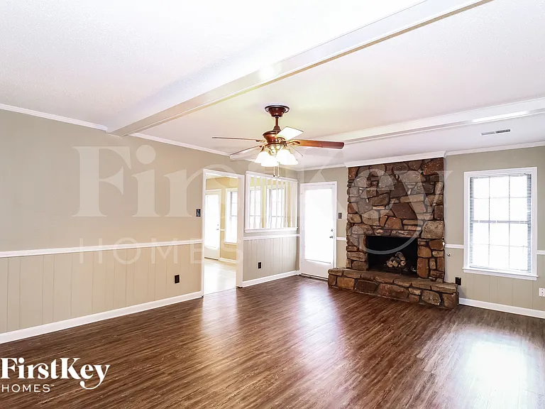 8093 Cinders Rd — Photo 3