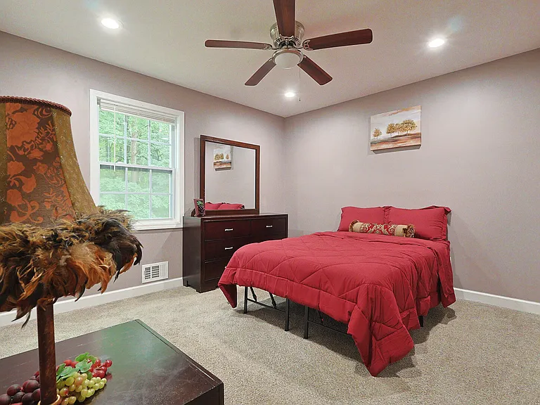 Briar Creek Ln — Photo 14
