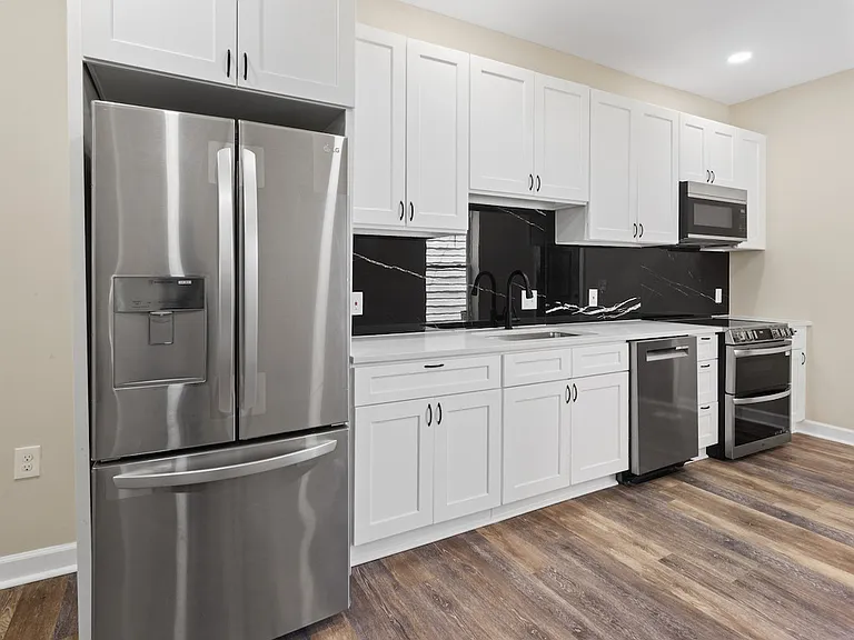 2903 Winchester St — Photo 1