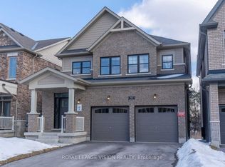 33 Bremner St, Whitby, ON L1R0P8