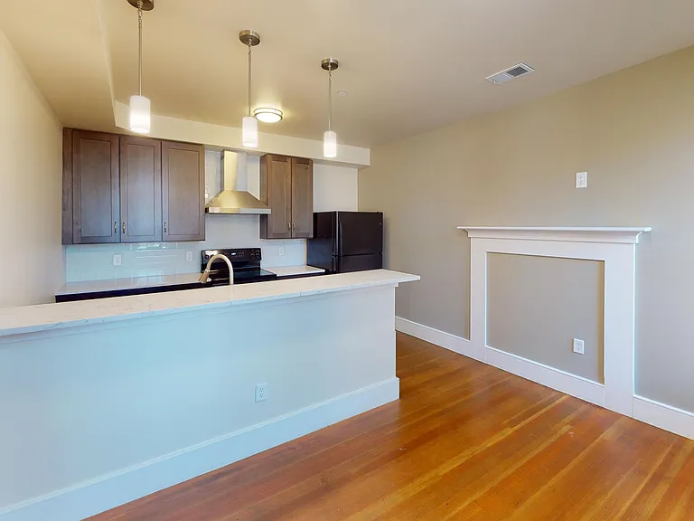 105 Peete St — Photo 12