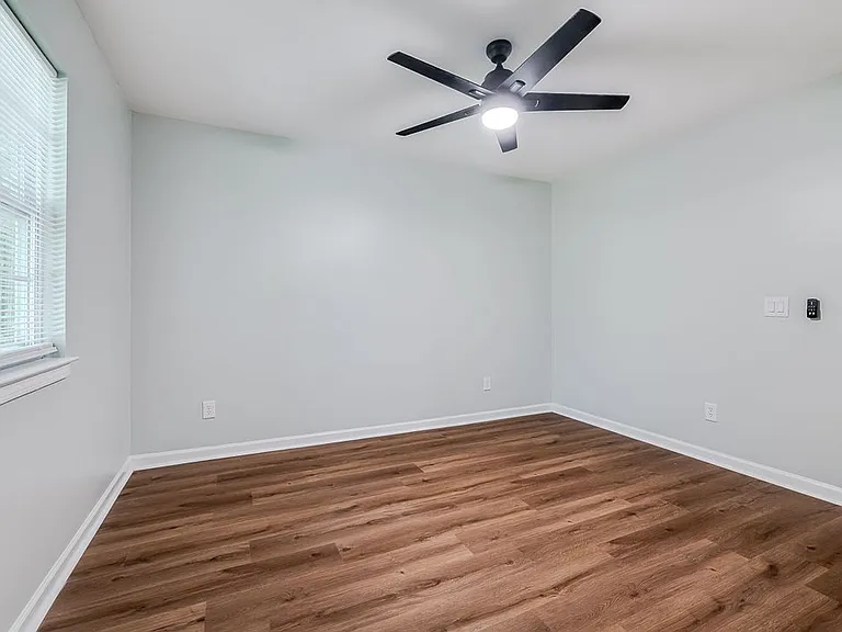 803 Ash Street Ext #B — Photo 18