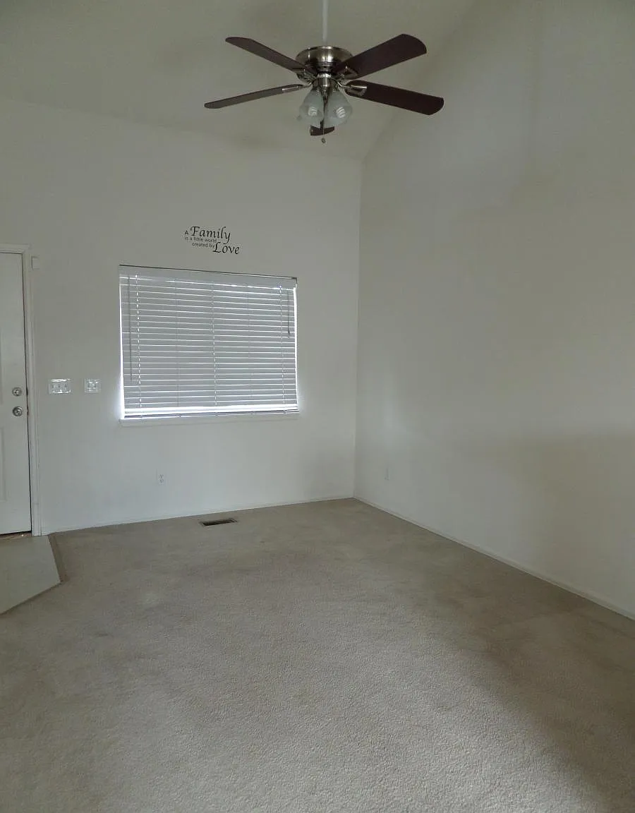 4 bed, 3.5 bath, 1800 sqft, $2,275 — Photo 4