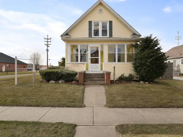 516 I St, La Porte, IN 46350