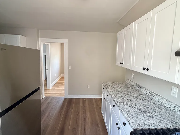 8 Arch St #3-0 — Photo 5
