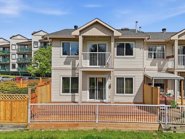 20484 53rd Ave #1, Langley, BC V3A 7S1