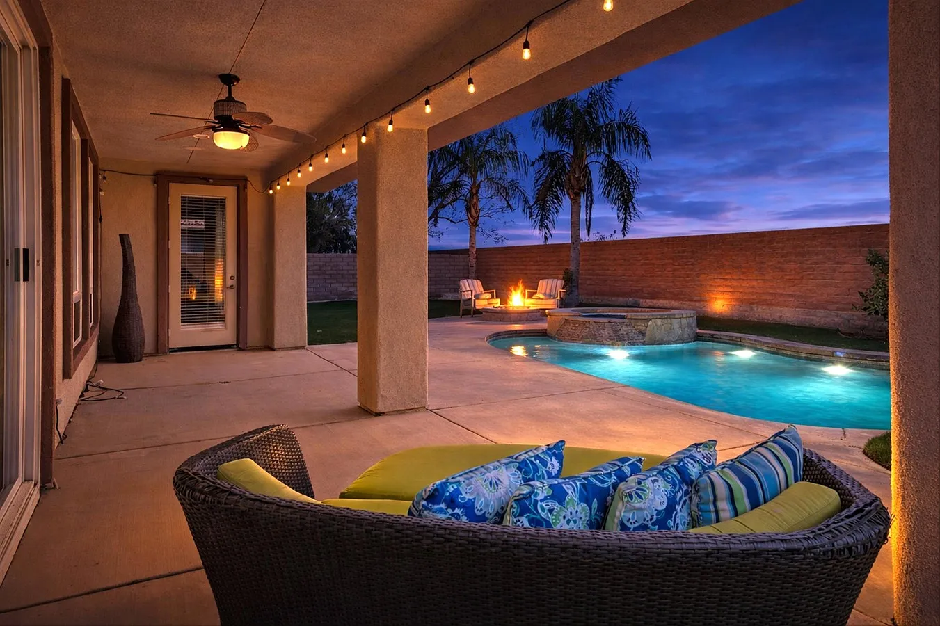 3 bed, 2.5 bath, 2184 sqft, $4,000 — Photo 2