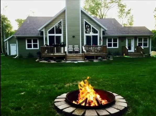 23 W Winnie Estate Dr NE, Bena, MN 56626