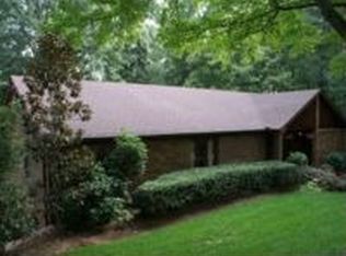 1289 Hearst Dr, Atlanta, GA 30319