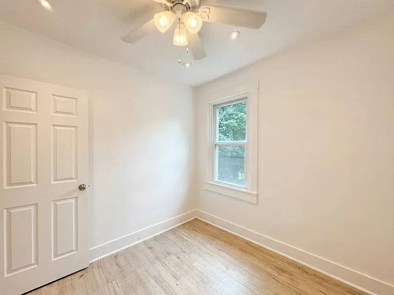 5834 Phillips Ave #2 — Photo 8