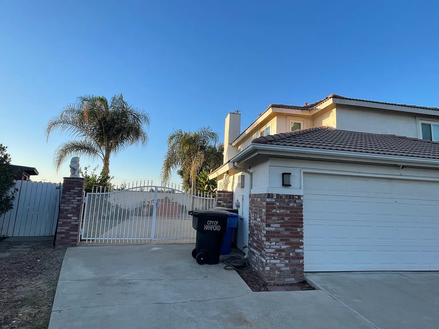3 bed, 1765 sqft, $2,950 — Photo 3