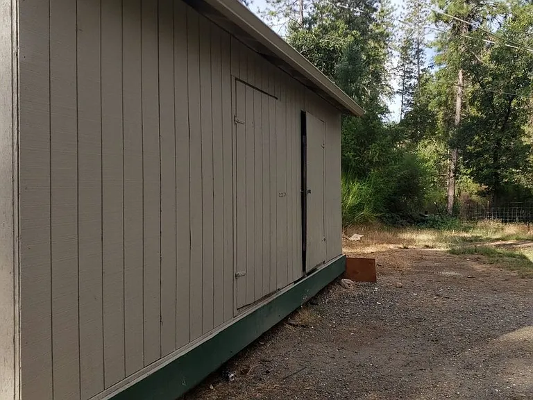 155 Meadow Gate Rd — Photo 12