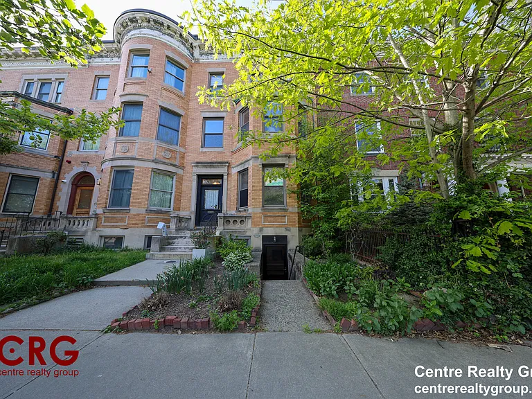 1728 Beacon St #B — Photo 16