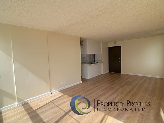 3rd image of 2740 Kuilei St APT 1802