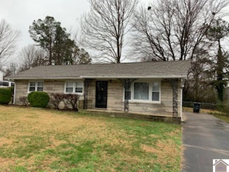 1st image of 1321 Charleston Dr