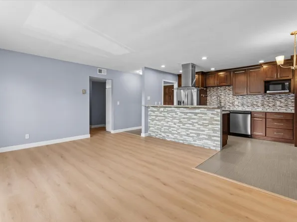 2411 Prospect Ave, Hermosa Beach, CA