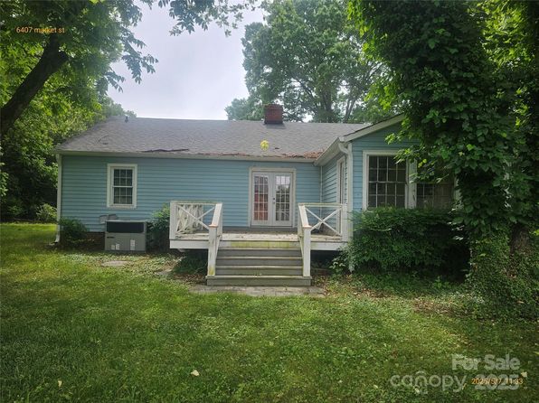 6407 Market St, Charlotte, NC 28215