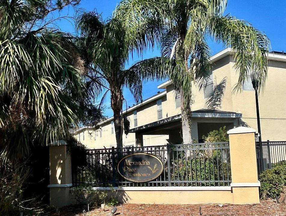 1st image of 9907 Serona Bluff Way