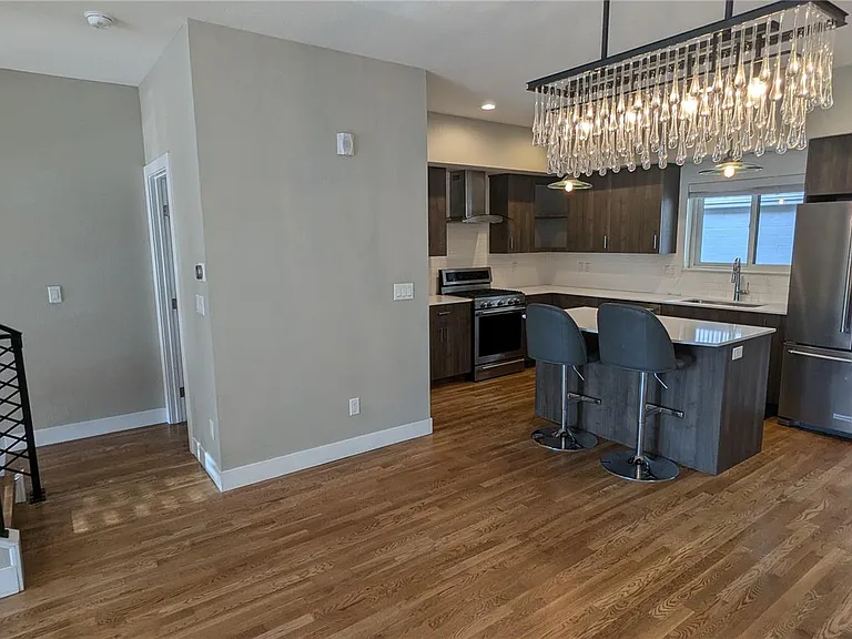 2736 Decatur St — Photo 5